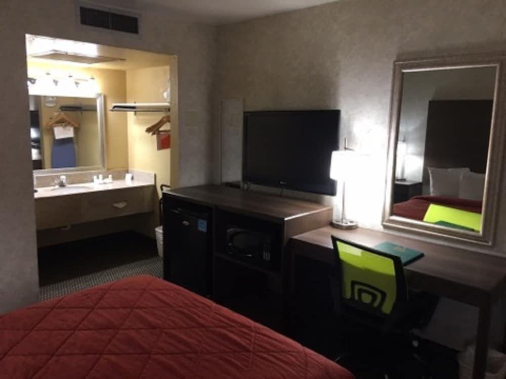 Quality Inn Flagstaff East I-40 Exteriér fotografie