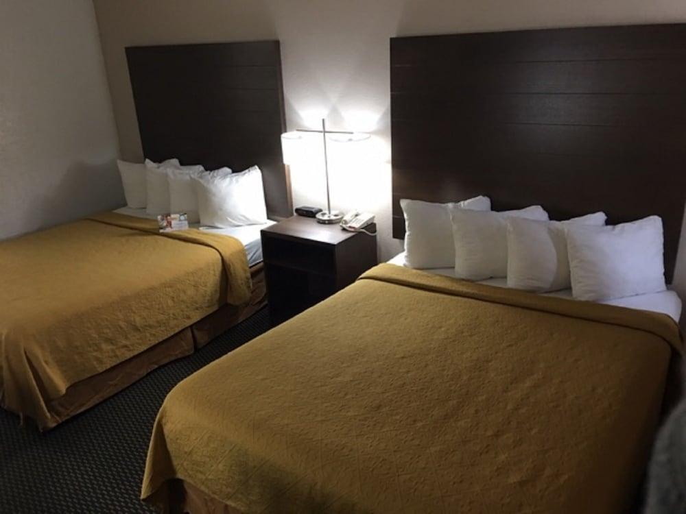 Quality Inn Flagstaff East I-40 Exteriér fotografie