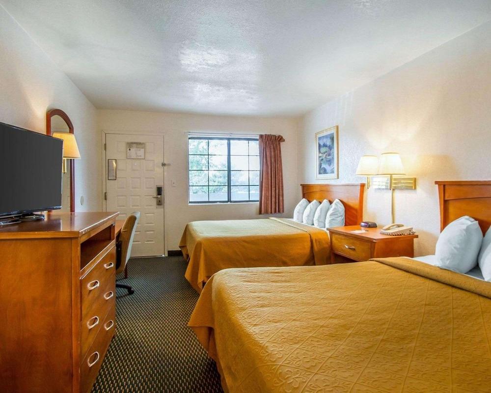 Quality Inn Flagstaff East I-40 Exteriér fotografie