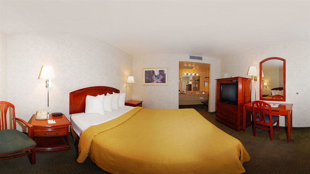 Quality Inn Flagstaff East I-40 Exteriér fotografie